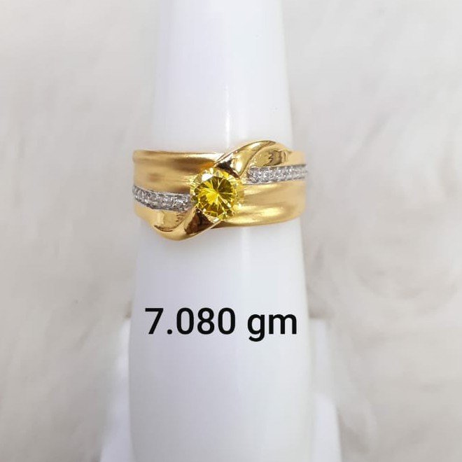 Yellow stone solitaire gent's ring