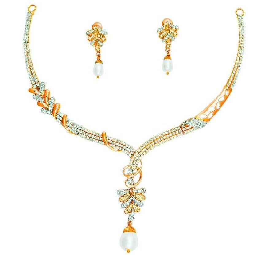 Pretty Danaid Soar Gold Necklace