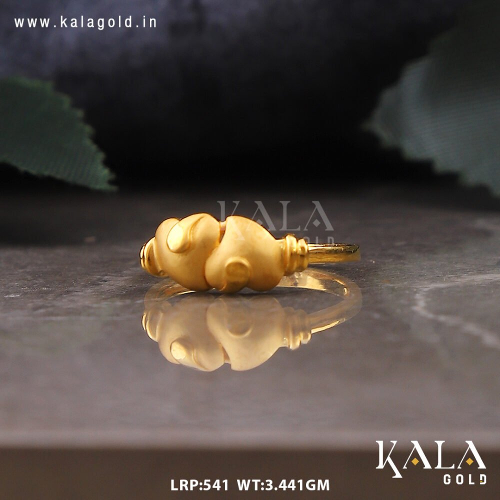 Ladies ring plain