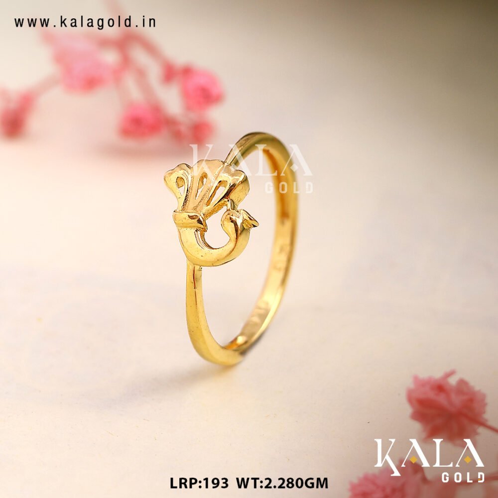 Ladies ring plain